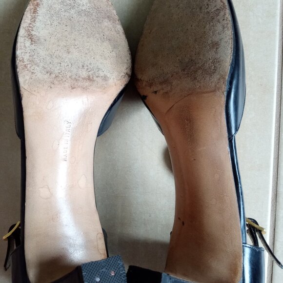 Vintage Salvatore Ferragamo Women's Black T-Strap Pumps - Picture 11 of 16